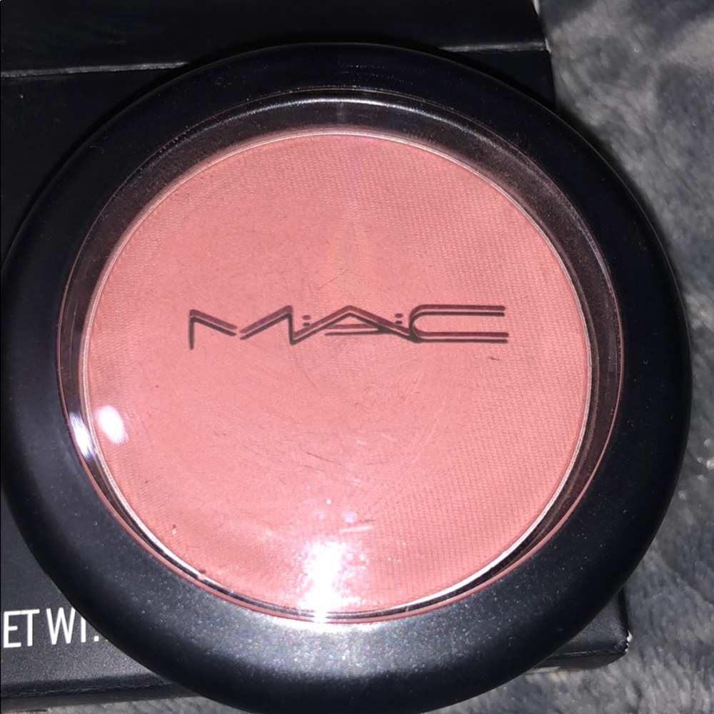 Mac blush in mocha. Swatched only.